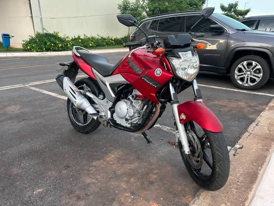 YAMAHA FAZER 250IE LIMITED EDITION 